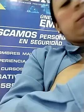 CRISTAL__11 from StripChat is Freechat