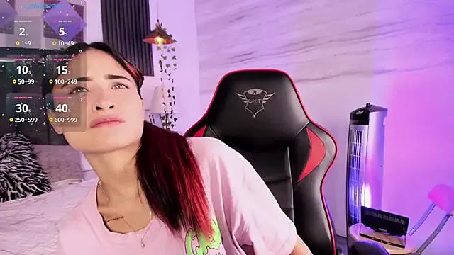 cristal_baker25 from StripChat is Freechat