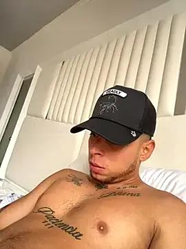 Cristopher1112 from StripChat is Freechat