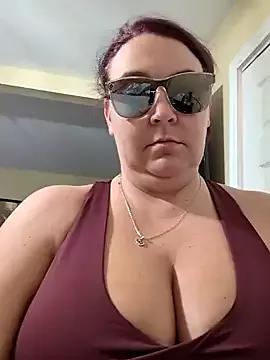 curvybang from StripChat is Freechat