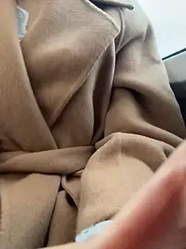 cute-maomao from StripChat is Freechat