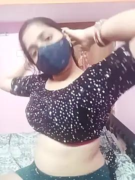 Cute-Simmi from StripChat is Freechat