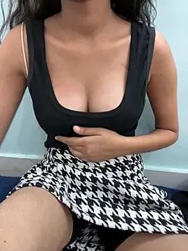 Cute_dolly23 from StripChat is Freechat