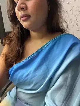 cute_zaraa from StripChat is Freechat