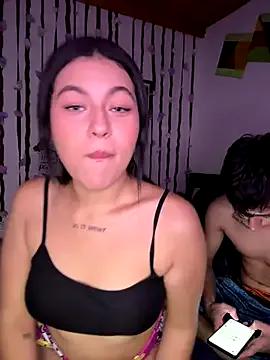 DaffneMiller from StripChat is Freechat