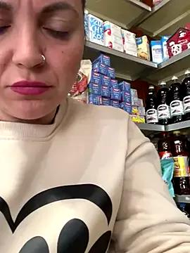 Daiana_Andra from StripChat is Freechat