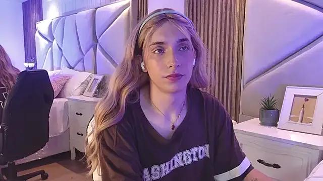 DaimondTi from StripChat is Freechat