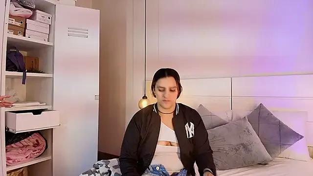 Dakota_Megan_69 from StripChat is Freechat