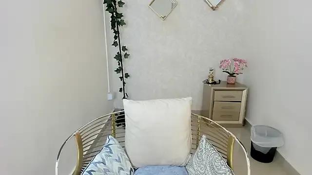 Dalia_coop from StripChat is Freechat
