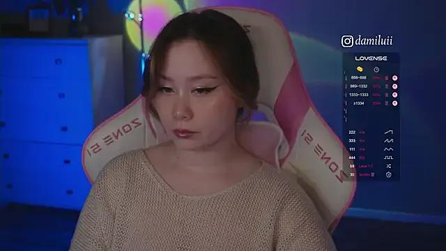 damilui from StripChat is Freechat