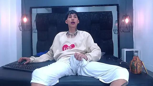 Daniel_delux_ from StripChat is Freechat