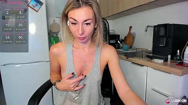 Checkout girls naked models with similar nickname. Cute sexy Free Models.