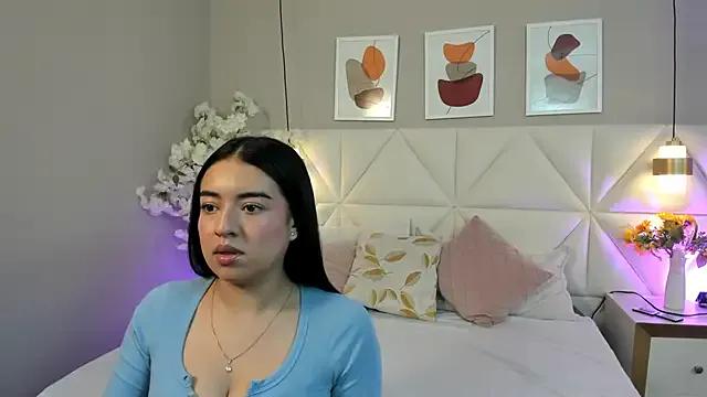 Dayanna_Rose from StripChat