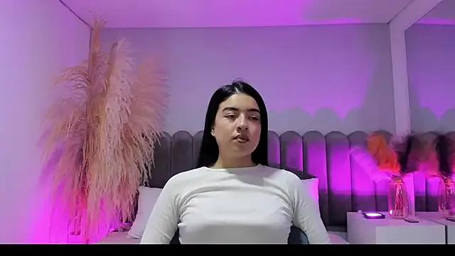 Dayanna_Rose from StripChat