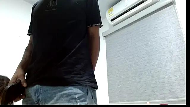 deep_hard_latin from StripChat is Freechat