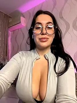 DemiDiamond from StripChat is Freechat