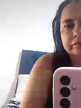 Deniz_Matureboobs from StripChat is Freechat