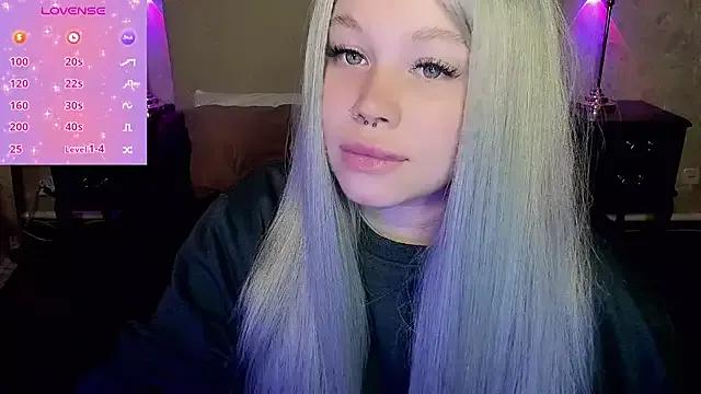 Diana_Dream from StripChat is Freechat