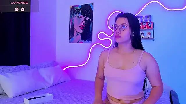 Dilan_and_Mia from StripChat is Freechat