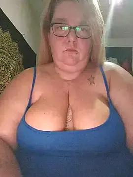diosacurvy1984 from StripChat is Freechat