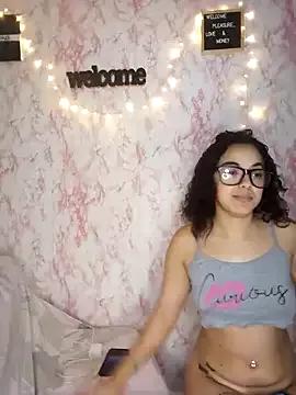 Dirtyangels777_ from StripChat is Freechat