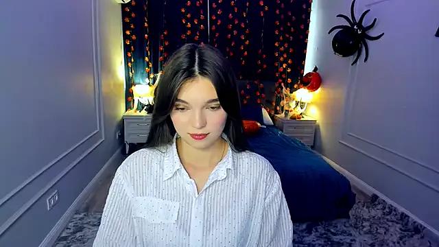 DivineAmour from StripChat is Freechat