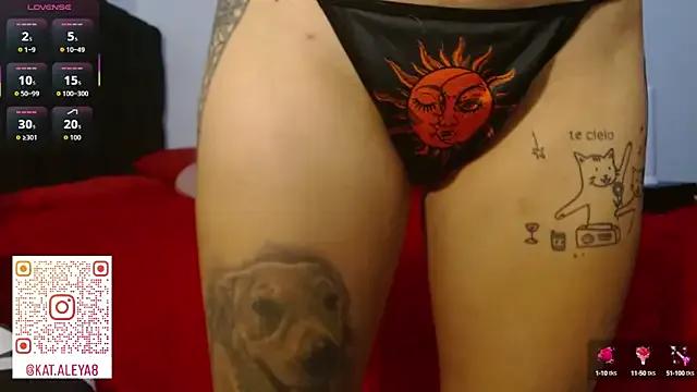 Divinejewel444 from StripChat is Freechat