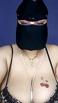 Dolly150 from StripChat is Freechat