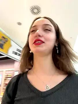 DollyTall from StripChat