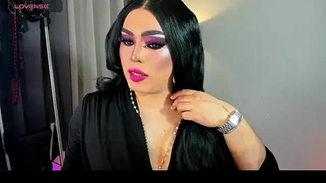 DominaAurumXXX from StripChat is Freechat