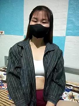 Donatella28 from StripChat is Freechat