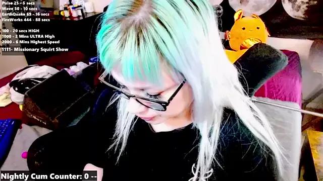 Doomednympho from StripChat