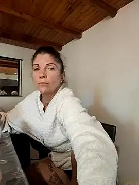 Dreamlove1 from StripChat is Freechat