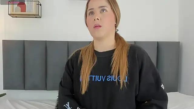 dulce_mmg from StripChat is Freechat