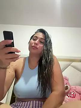 dulcehot_1502 from StripChat is Freechat