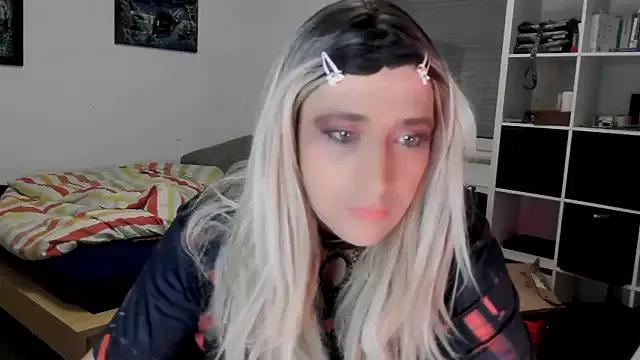 Checkout girls naked models with similar nickname. Cute sexy Free Models.