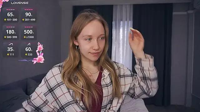 EarnestineGyllenband from StripChat is Freechat