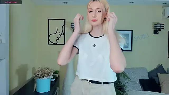 Checkout girls naked models with similar nickname. Cute sexy Free Models.