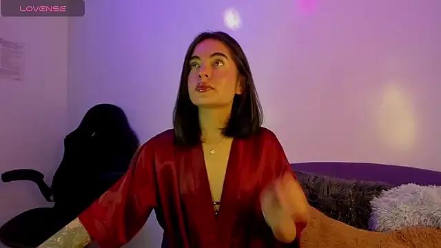 Eiimy_Milleer_ from StripChat is Freechat