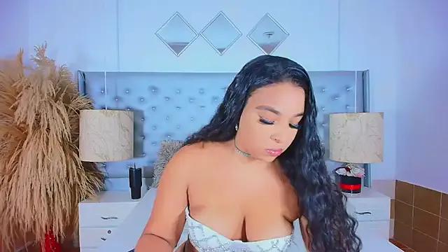 EileenBenzon from StripChat