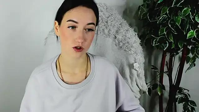 EileenMoores from StripChat is Freechat