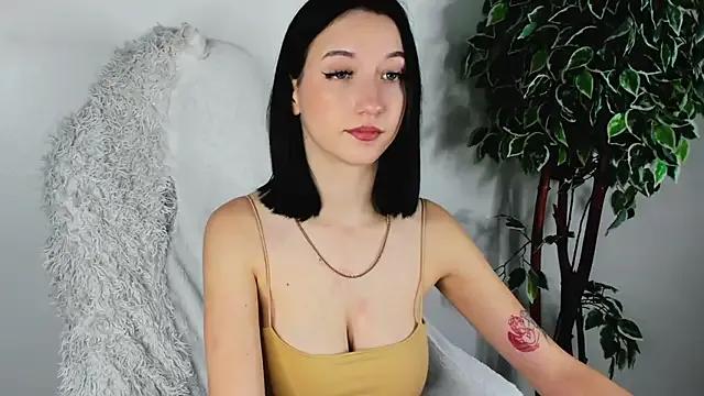 EileenMoores from StripChat is Freechat
