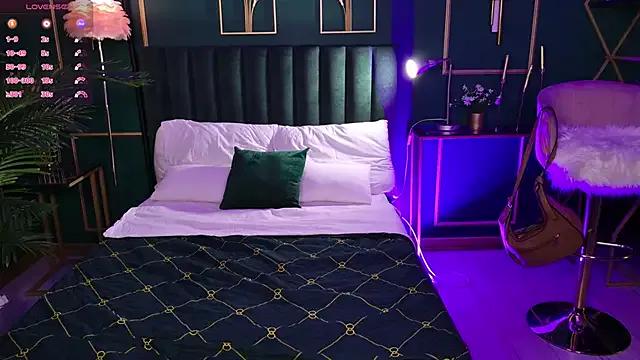 Eille_Elfie from StripChat is Freechat