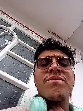 EithanFuckboys from StripChat is Freechat