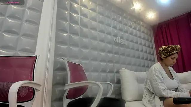 Elara_Lee from StripChat is Freechat