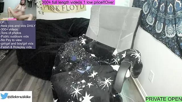 ElektraExotic from StripChat