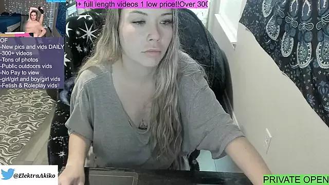 ElektraExotic from StripChat