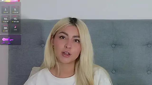 Checkout girls naked models with similar nickname. Cute sexy Free Models.