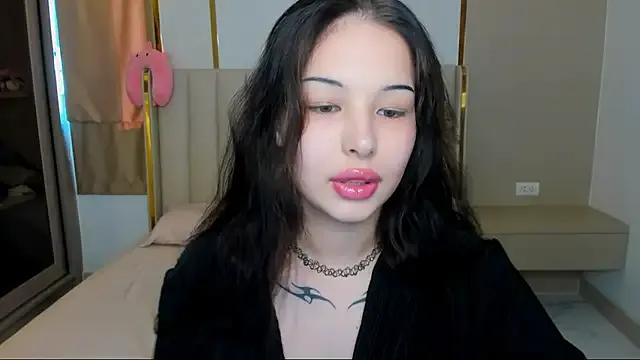 ElizabethParkk from StripChat is Freechat