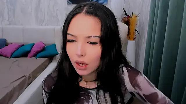 ElizabethParkk from StripChat is Freechat